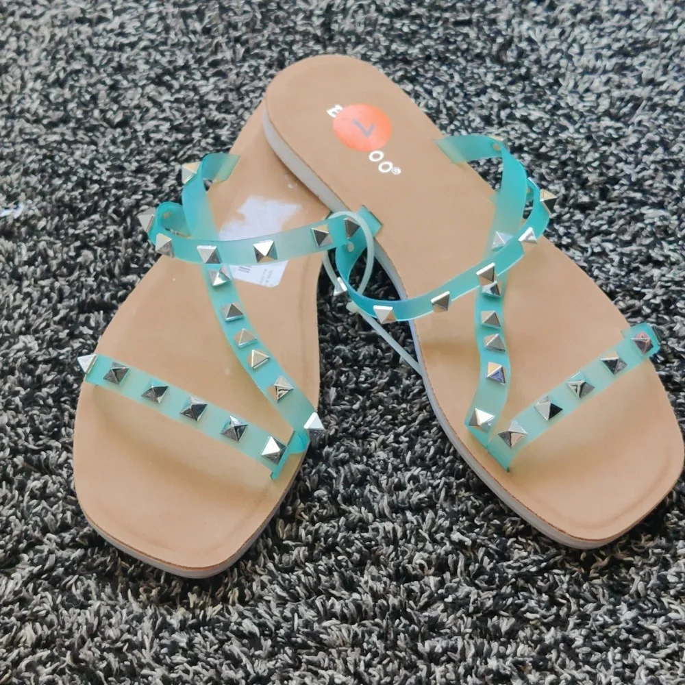 Very cute Women's sandals - Picture 1 of 5